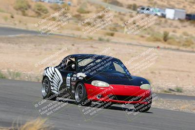 media/Oct-01-2022-Team Topak Racing (Sat) [[f860fb51be]]/2-Inter Low 2/session 2 turn 11/